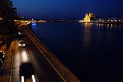 Parlament-bei-Nacht-Budapest2