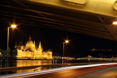 Parlament-bei-Nacht-Budapest3