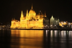 Parlament-bei-Nacht-Budapest5