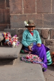 Peruanische Straßenverkäuferin