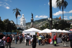 Plaza de la Independencia, auch Plaza Grande genannt, der zentrale Platz in Quitos Altstadt