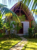 Unser balinesischer Bambus-Bungalow, insgesamt gibt es fünf Bungalows