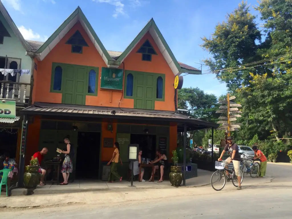 Hier fanden wir einfach alles lecker: One Owl Grill in Nyaung Shwe