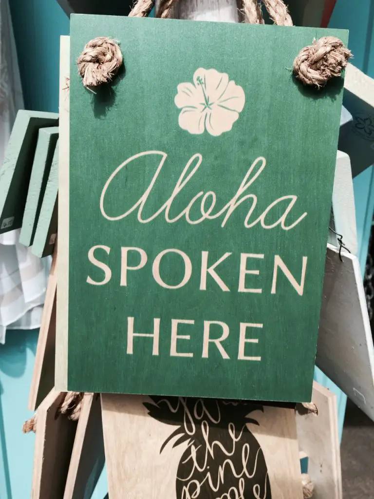 Schild "Aloha spoken here"