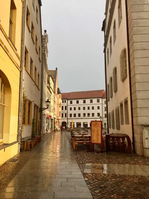 Lutherstadt-Wittenberg-Markt-regennass