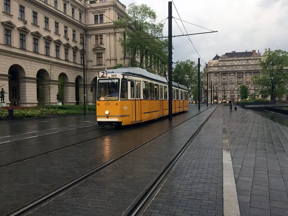 Strassenbahn-Linie-2-Budapest