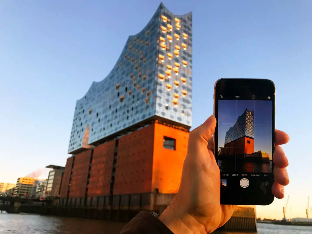 Elbphilharmonie Hamburg durchs Handy