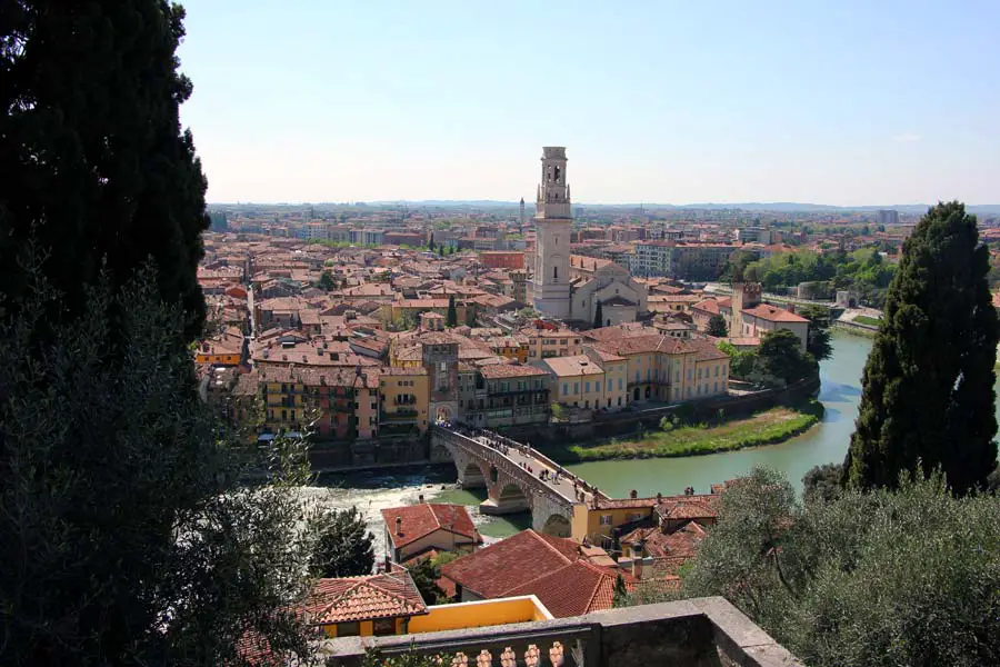 Blick vom Castel San Pietro auf Verona