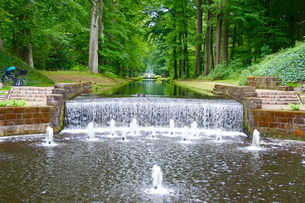 24 Wassersprünge Schlosspark Ludwigslust