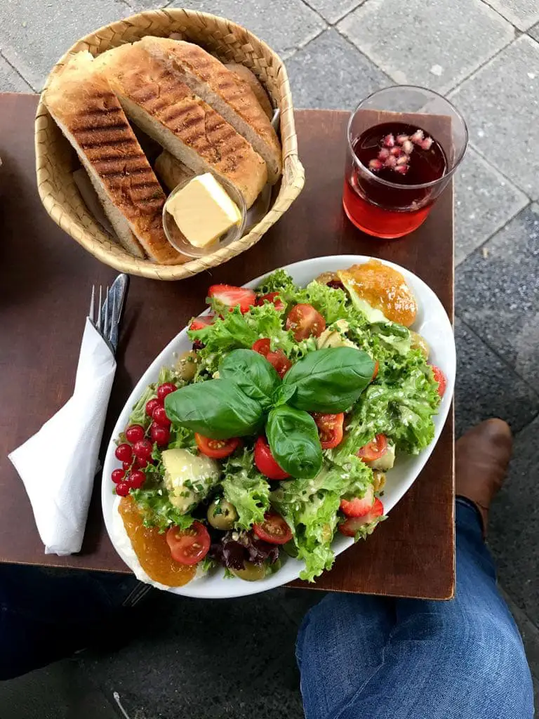 Salat im Cafe Lido Mannheim