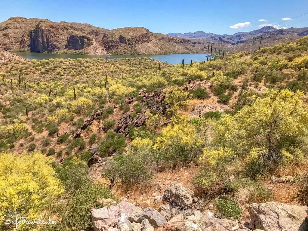 Landschaft am Apache Trail bei Phoenix