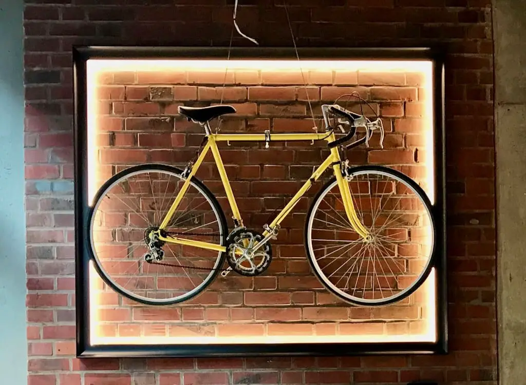 Fahrrad an der Wand