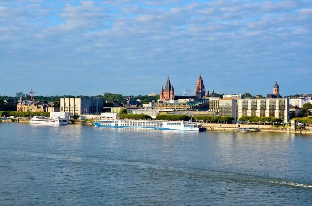 Rheinufer Mainz