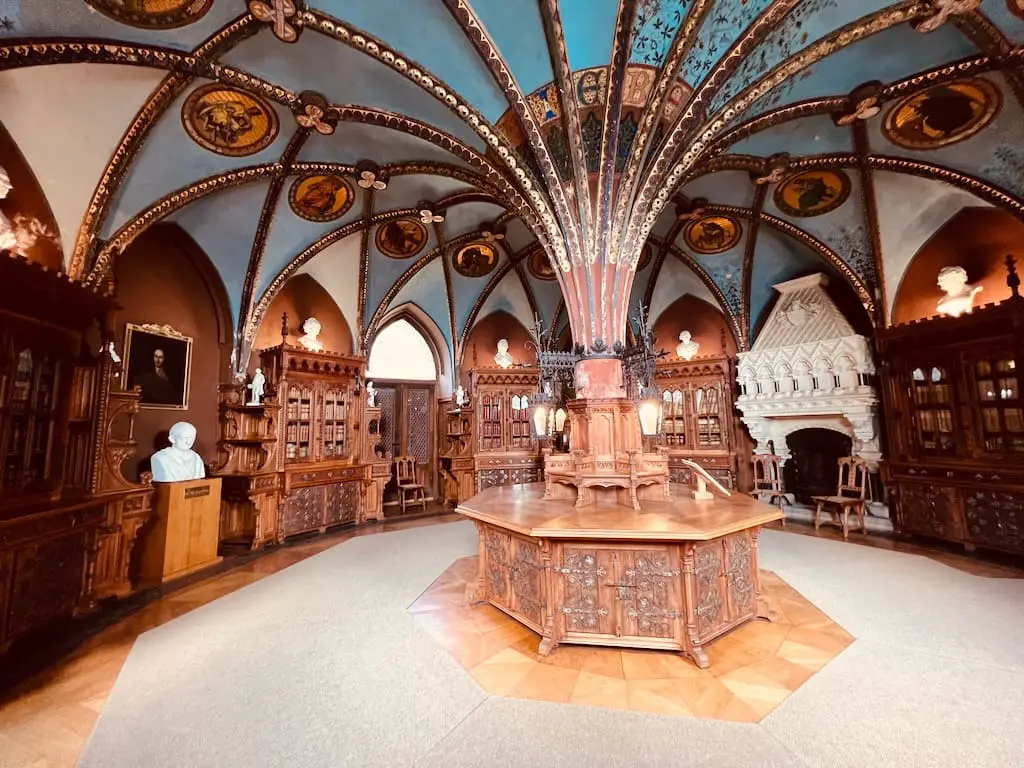 Bibliothek der Königin im Schloss Marienburg