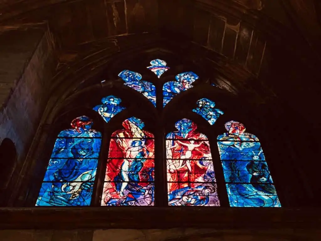 Kirchenfenster Marc Chagall in der Kathedrale Saint-Etienne in Metz