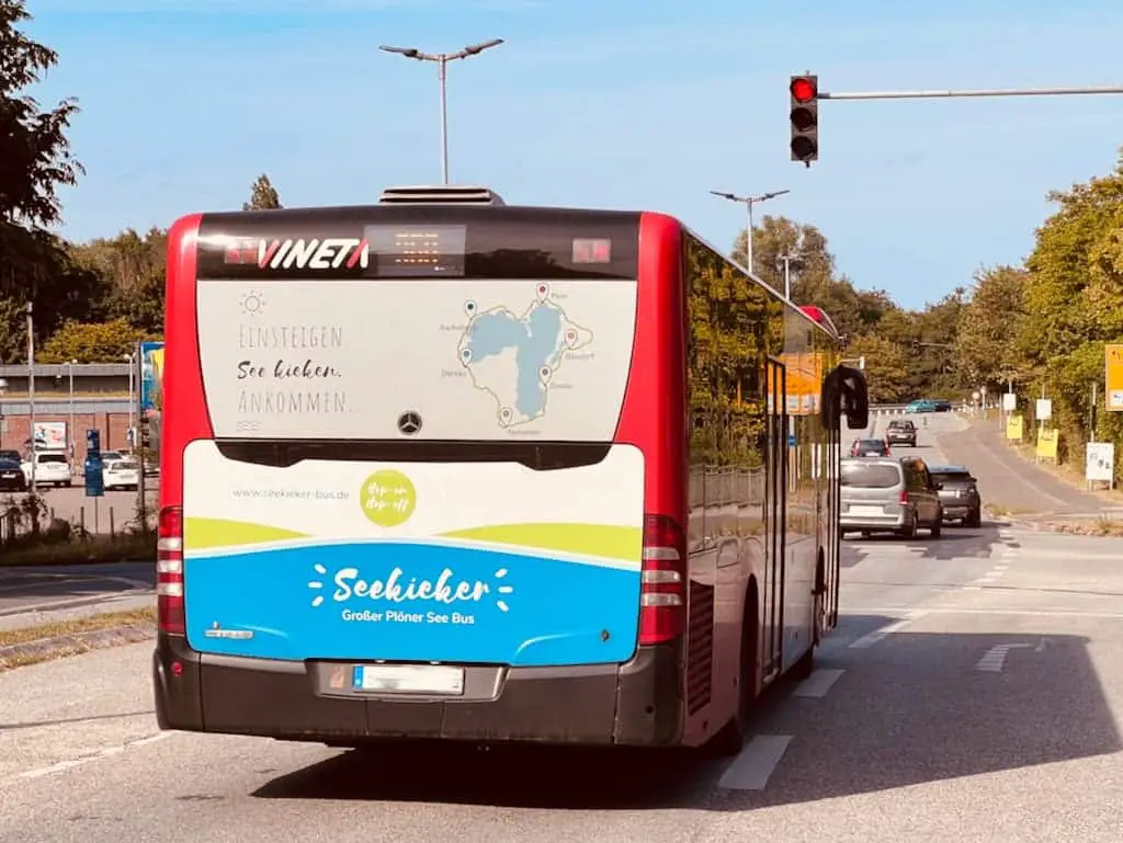 Hop-on-Hop-off-Bus Seekieker in Plön
